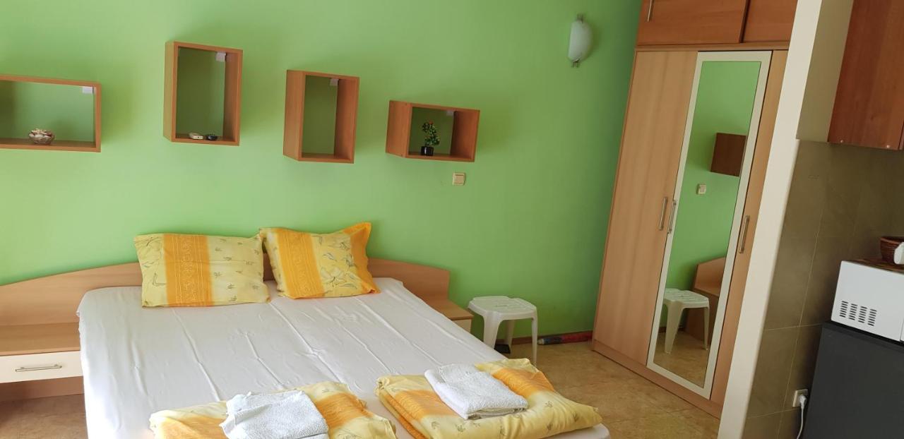 Elit 4 Apartments Napospart Kültér fotó
