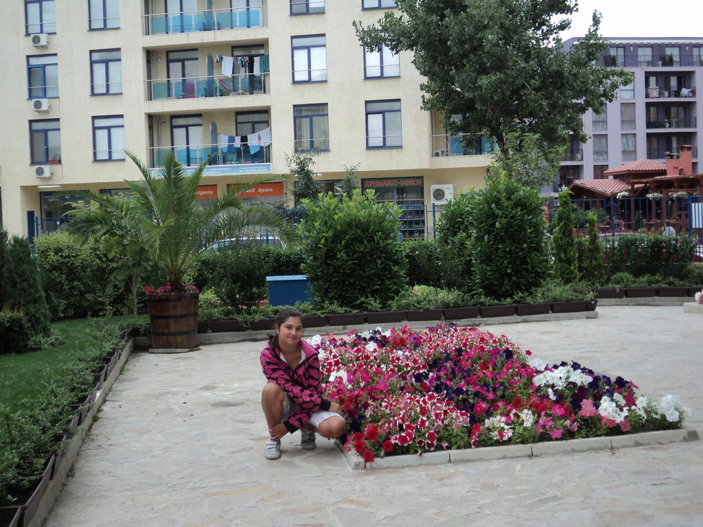 Elit 4 Apartments Napospart Kültér fotó
