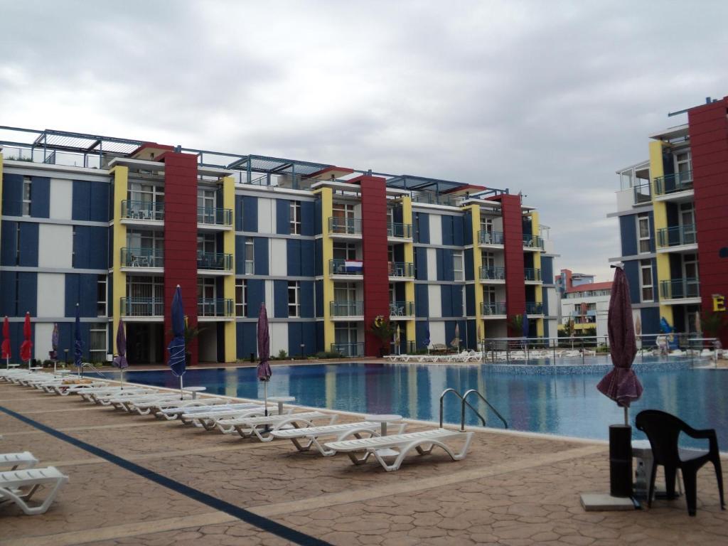 Elit 4 Apartments Napospart Kültér fotó