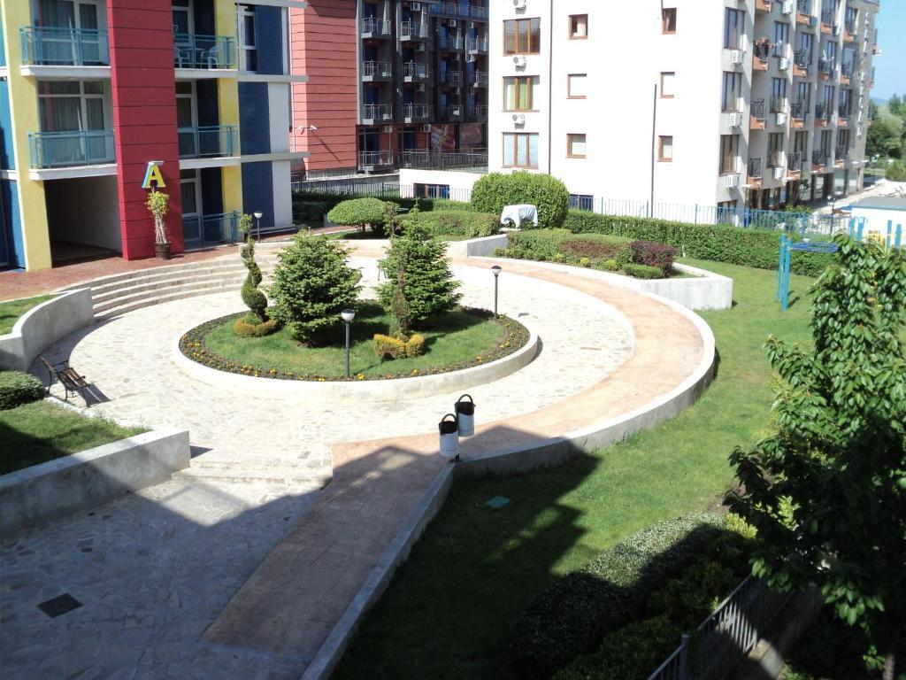 Elit 4 Apartments Napospart Kültér fotó