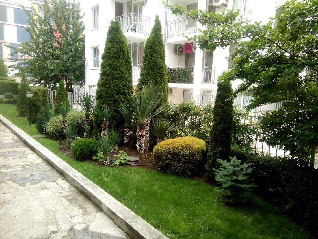 Elit 4 Apartments Napospart Kültér fotó
